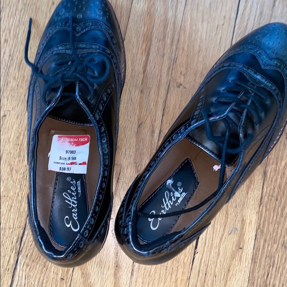 Earthies Wing tip shoes 9.5 leather earth